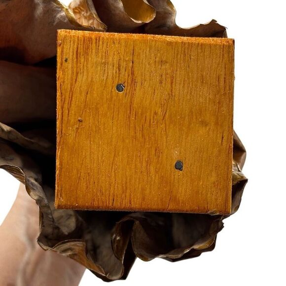 African folk Art Doll Made out of Banana Leaves Signed - Picture 11 of 11